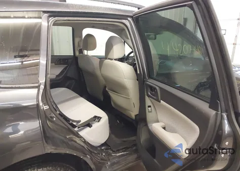 2018 Subaru Forester 2.5I Premium z USA, uszkodzony, nr VIN JF2SJAGC1JH497740